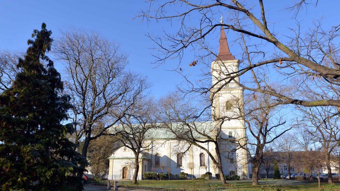 „Minden dolgotok szeretetben menjen végbe”