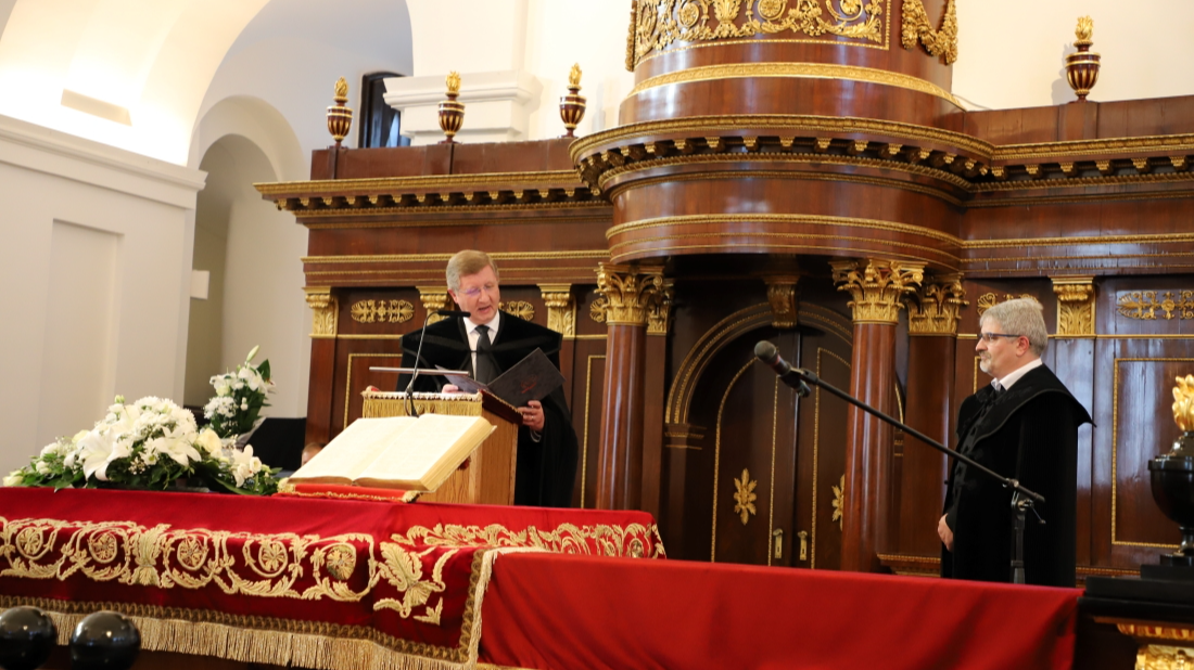 Isten országára tekinteni - Beszterczey András ünnepi beiktatása a Nagytemplomi Református Gyülekezetben