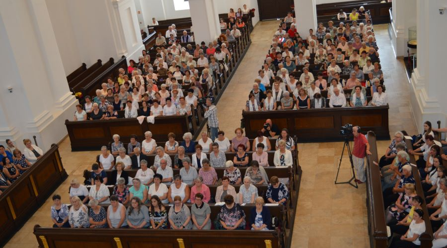Az együttlét ünnepe: megtartotta hagyományos konferenciáját  a Tiszántúli Református Egyházkerület Nőszövetsége