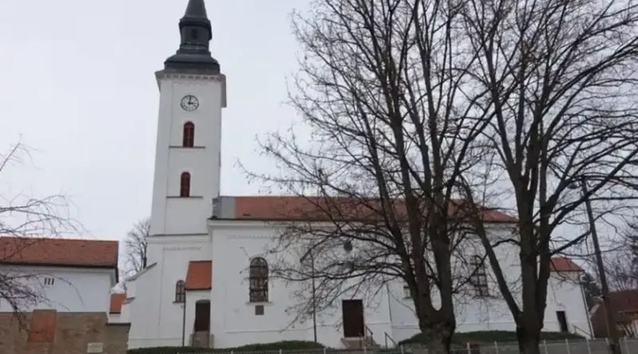 Ferenczi Pál harminc éve kezdődött szolgálatáért adott hálát a hajdúszováti gyülekezet