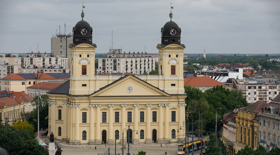 „Légy a Nagytemplom építőköve!” – adománygyűjtő kampány indul Debrecen ikonikus épületének megszépítéséért