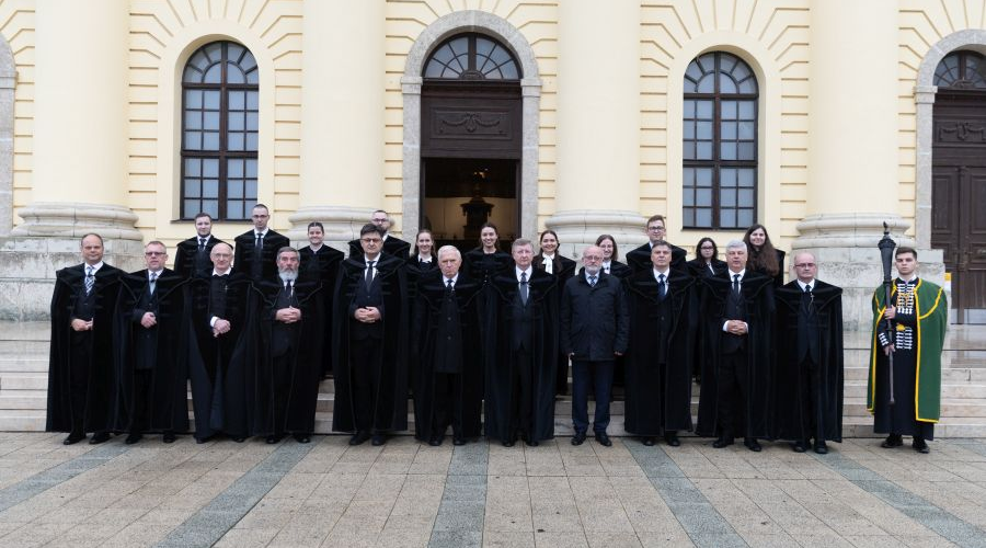Gondot viselni a ránk bízottakra – Lelkészszentelés Tiszántúlon