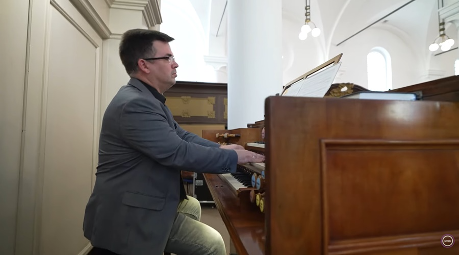 Hit és zene kapcsolata