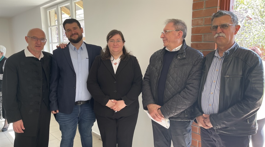 Mándi Kitti a Hódmezővásárhely-Csúcsi Református Egyházközség lelkipásztora