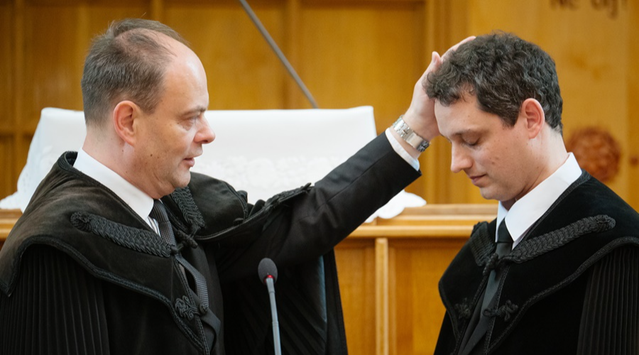 Beiktatták a Debrecen-Nagyerdei Református Egyházközség vezető lelkipásztorát