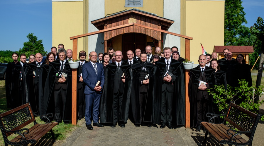 Lelkészbeiktatást ünnepelt az Encsencsi Református Egyházközség