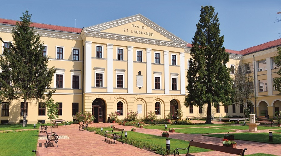 Csak Krisztussal van jövendőnk minden időben